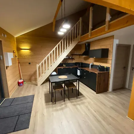 Les Chalets des Capucines&Jacuzzi privatif Rochesson Esterno foto