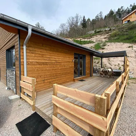 Les Chalets des Capucines&Jacuzzi privatif Rochesson Esterno foto