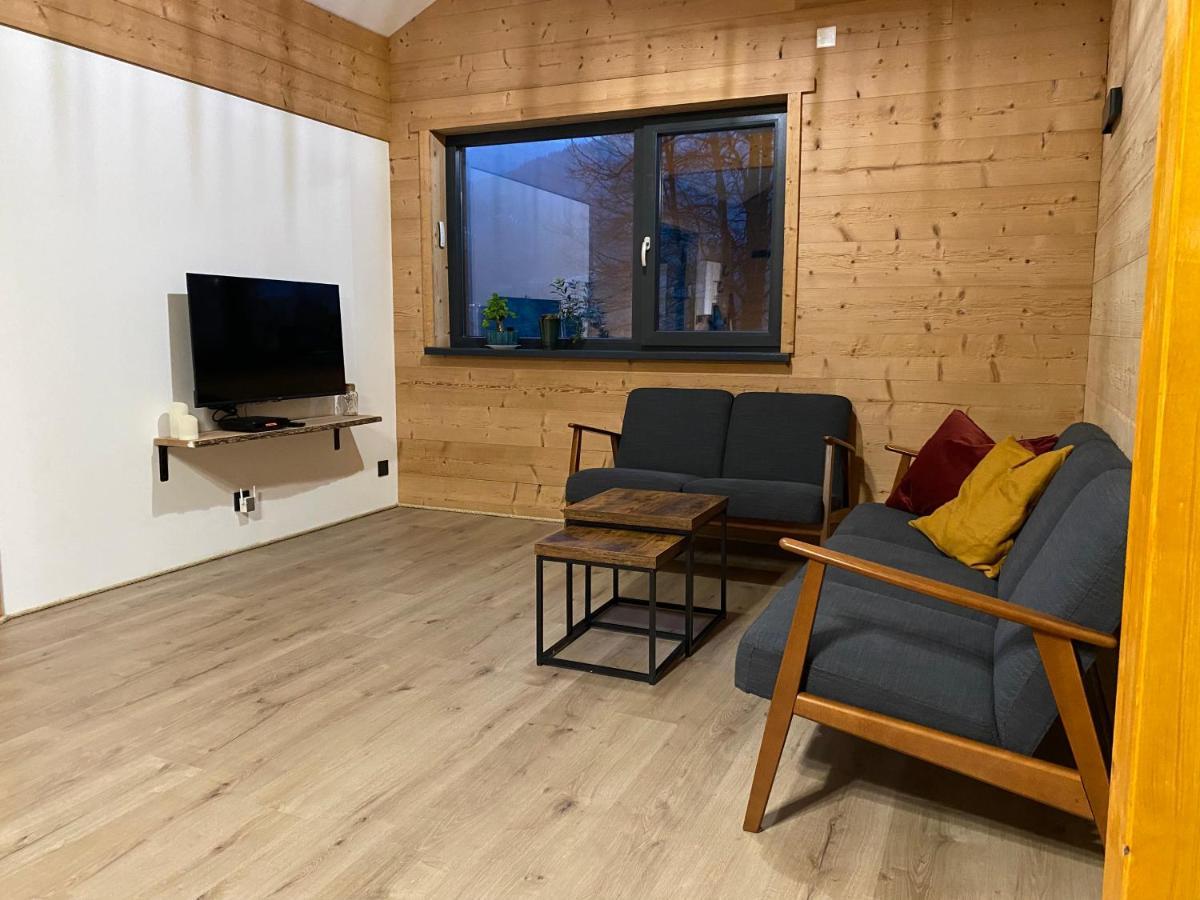 Chalet Les Des Capucines & Jacuzzi Privatif
