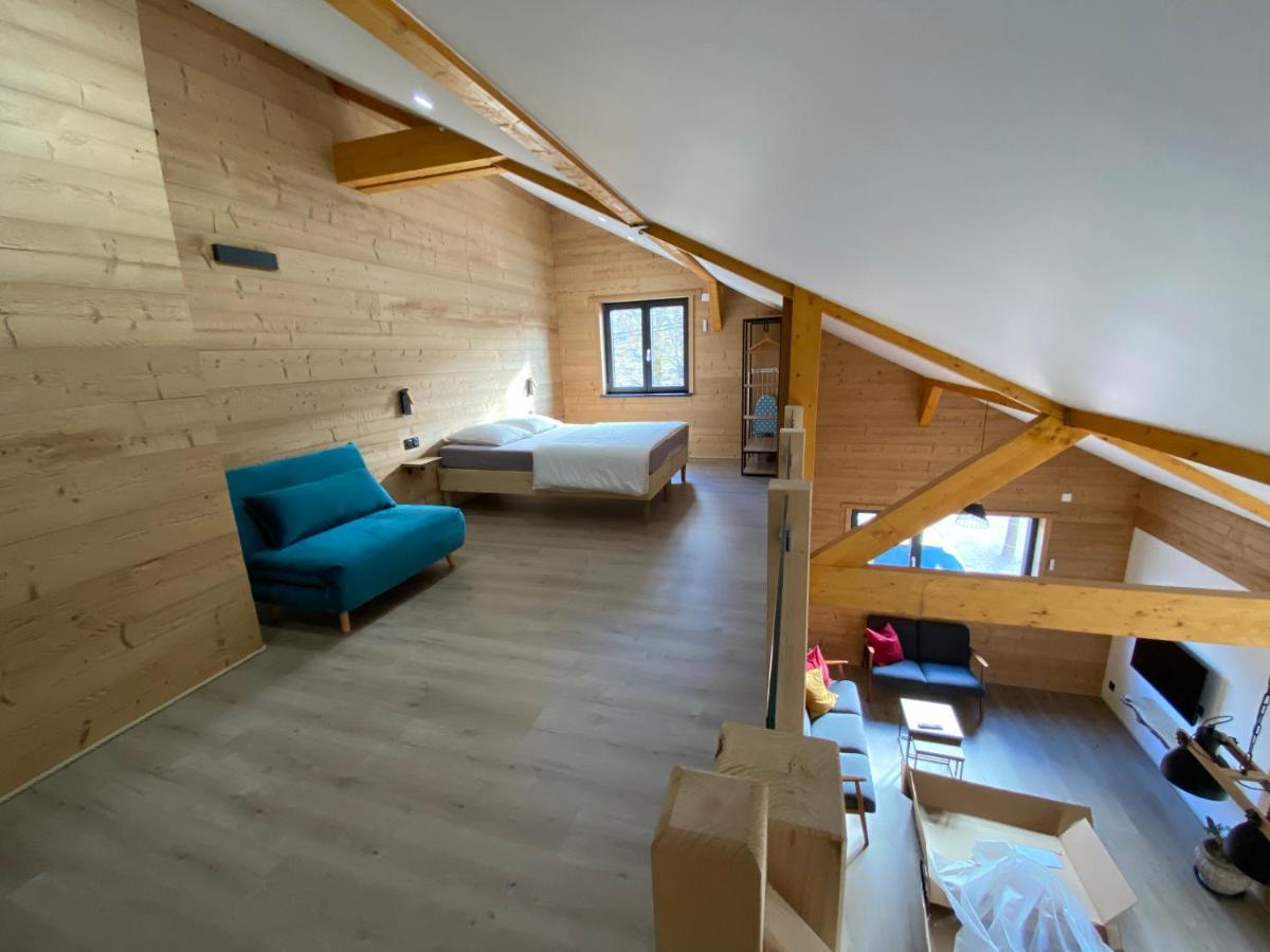 Les Des Capucines & Jacuzzi Privatif Chalet *