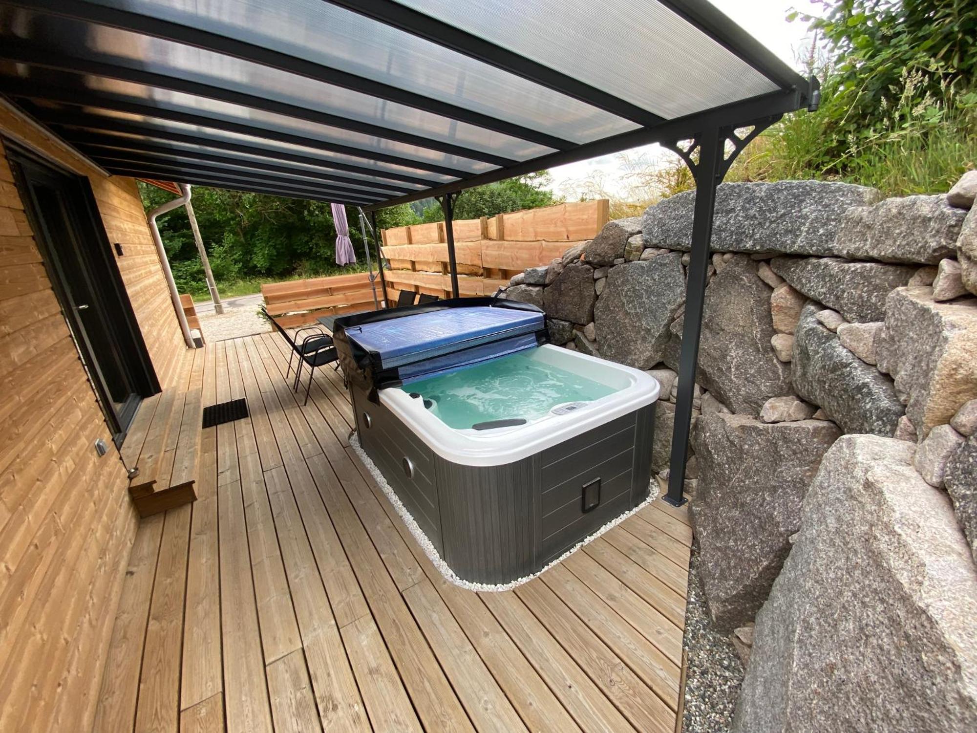 Les Des Capucines & Jacuzzi Privatif *